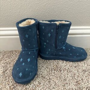 Girls Elle Bear Paw Shearling Boots SZ 12